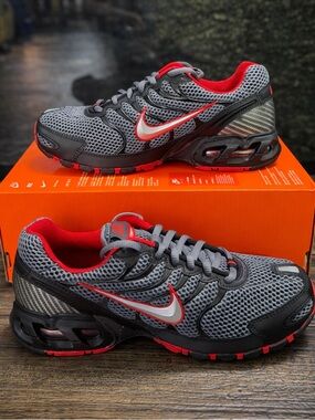 Nike Air Max Torch 4 Men’s 7.5